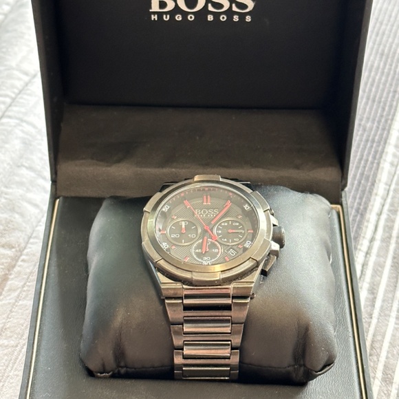 Hugo Boss watch - Picture 2 of 8